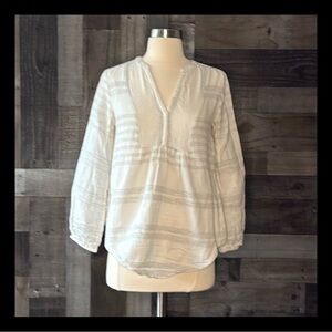LOFT Lou & Grey peasant top XSmall Henley textured stripes coastal boho chic